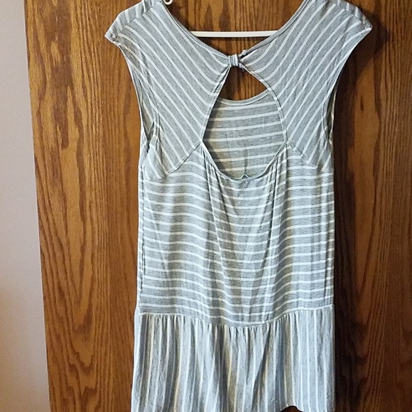 5/25 MAURICES LIKE NEW SHORT SLEEVE SHIRT - Picture 3 of 5